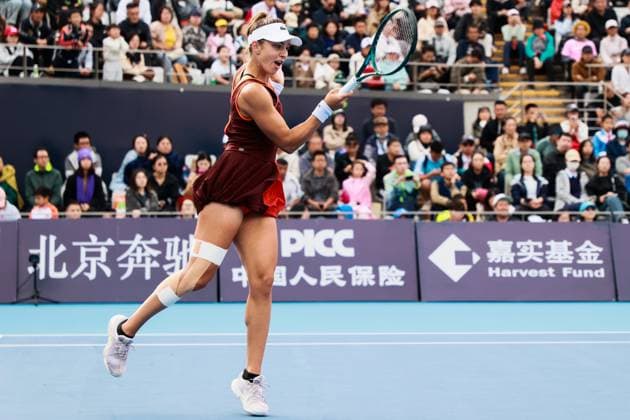 BEIJING, CHINA - SEPTEMBER 30: Jaqueline Cristian of Romania competes in the Women s Singles Round of 32 match against Karolina Muchova of Czech Republic on day eight of 2024 China Open at National Tennis Center on September 30, 2024 in Beijing, China.  Copyright: xVCGx 111521261008