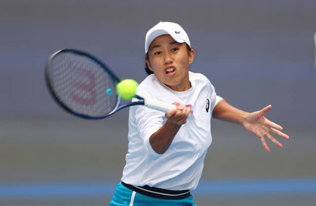 (241001) -- BEIJING, Oct. 1, 2024 -- Zhang Shuai of China hits a return during the women s singles round of 16 match against Magdalena Frech of Poland at 2024 China Open tennis tournament in Beijing, capital of China, Oct. 1, 2024. ) (SP)CHINA-BEIJING-TENNIS-CHINA OPEN-WOMEN S SINGLES (CN) BaixXuefei 