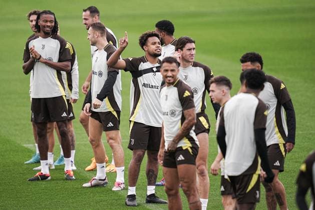 Juventus™ Weston McKennie during training session at JTC Continassa in Turin on the eve of their League Phase, Matchday 2 of UEFA Champions League football match against RB Lipsia - Tuesday, October 1, 2024. - Soccer .  Copyright: xMarcoxAlpozzi LaPressex
