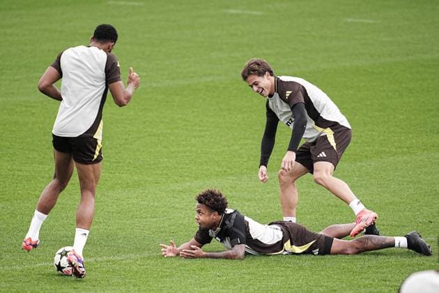 Juventus™ Kenan Yildiz, Juventus™ Weston McKennie during training session at JTC Continassa in Turin on the eve of their League Phase, Matchday 2 of UEFA Champions League football match against RB Lipsia - Tuesday, October 1, 2024. - Soccer .  Copyright: xMarcoxAlpozzi LaPressex