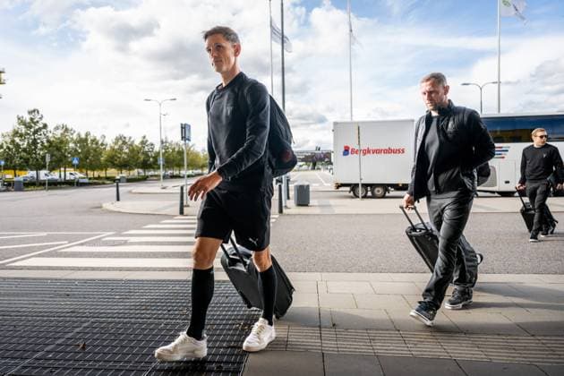 241001 Soren Rieks of Malmö FF during the team travel from Malmö to Baku ahead of the UEFA Europa League match between Qarabag and Malmö FF on October 1, 2024 in Malmö Photo Petter Arvidson BILDBYRAN kod PA PA0888 fotboll football soccer fotball uefa europa league resa travel malmö ff bbeng  Copyright: PETTERxARVIDSON BB241001PA009