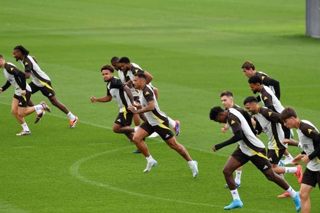October 1, 2024, Turin, Milan, Italy: Danilo Juventus FC during training at JTC Continassa on October 01, 2024 in Turin, Italy - ph Giuliano Marchisciano during Juventus - Training , UEFA Champions League football match in Turin, Italy, October 01 2024 CALCIO - UEFA Champions League - Juventus - Training  - ZUMAs349 20241001_zsa_s349_037 Copyright: xGiulianoxMarchisciano IpaxSportx