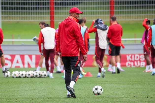 Vincent Kompany FC Bayern Muenchen, Head coach at training, Final training, FC Bayern Muenchen, Football, UEFA Champions League, Matchday 2, Season 24 25, 01 10 2024, Final training, FC Bayern Muenchen, Football, UEFA Champions League, Matchday 2, Season 24 25, 01 10 2024 Muenchen Copyright: xEibner-Pressefoto JennixMaulx EP_JML