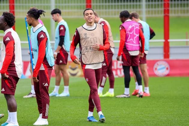 Jamal Musiala FC Bayern Muenchen, 42 at training, Final training, FC Bayern Muenchen, Football, UEFA Champions League, Matchday 2, Season 24 25, 01 10 2024, Final training, FC Bayern Muenchen, Football, UEFA Champions League, Matchday 2, Season 24 25, 01 10 2024 Muenchen Copyright: xEibner-Pressefoto JennixMaulx EP_JML