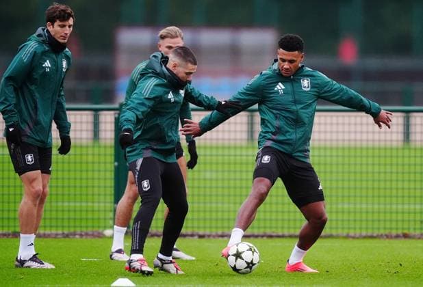 Football, CL, Aston Villa, Training