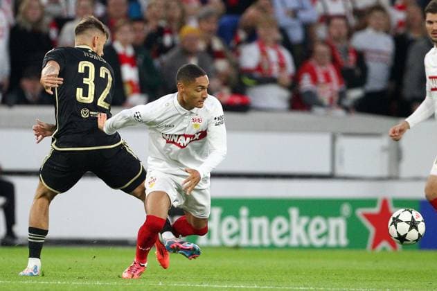 Rynes - Millot , VfB Stuttgart - Sparta Prag, Uefa Champions League , Fußball , in der MHP Arena, Stuttgart, Baden-Württemberg , Deutschland . Oktober 01, 2024 - Photo by: Davide Elias Ipa Photo Pressefoto DENL Copyright: xx