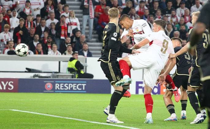 Millot Tor 1-0 , VfB Stuttgart - Sparta Prag, Uefa Champions League , Fußball , in der MHP Arena, Stuttgart, Baden-Württemberg , Deutschland . Oktober 01, 2024 - Photo by: Davide Elias Ipa Photo Pressefoto DENL Copyright: xx