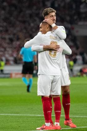 Goal for 1 0 by Enzo Millot VfB Stuttgart, 08 cheer with Atakan Karazor VfB Stuttgart, 16 GER, VfB Stuttgart vs AC Sparta Prague, Football, Men, UEFA Champions League, Matchday 2, Season 2024 2025, 01 10 2024, GER, VfB Stuttgart vs AC Sparta Prague, Football, Men, UEFA Champions League, Matchday 2, Season 2024 2025, 01 10 2024 Stuttgart Copyright: xEibner-Pressefoto WolfgangxFrankx EP_WFK