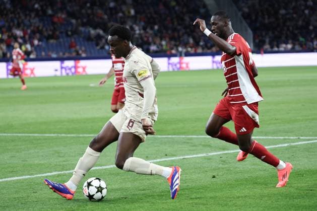 SOCCER - UEFA CL, RBS vs Brest SALZBURG,AUSTRIA,01.OCT.24 - SOCCER - UEFA Champions League, Red Bull Salzburg vs Stade Brestois 29. Image shows Samson Baidoo (RBS) and Abdallah Sima (Brest).  GEPAxpictures xDavidxGeieregger