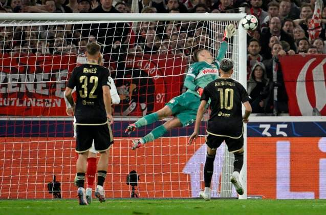 GOAL for 1 1 Kaan Kairinen AC Sparta Prague 06 Free kick against goalkeeper Alexander Nuebel VfB Stuttgart 33 Champions League VfB Stuttgart vs AC Sparta Prague 01 10 2024 DFL REGULATIONS PROHIBIT ANY USE OF PHOTOGRAPHS AS IMAGE SEQUENCES AND OR QUASI VIDEO VfB Stuttgart vs AC Sparta Prague
