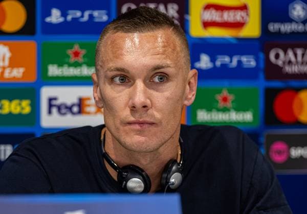 Football - UEFA Champions League - League Phase - Liverpool FC v Bologna FC - MD-1 LIVERPOOL, ENGLAND - Tuesday, October 1, 2024: Bologna s goalkeeper Åukasz Skorupski during a press conference, PK, Pressekonferenz at Anfield ahead of the UEFA Champions League game between Liverpool FC and Bologna FC. (Photo by David Rawcliffe Propaganda) LIVERPOOL Anfield MERSEYSIDE ENGLAND  Copyright: xDavidxRawcliffex P2024-10-01-Liverpool_Bologna_MD-1-95