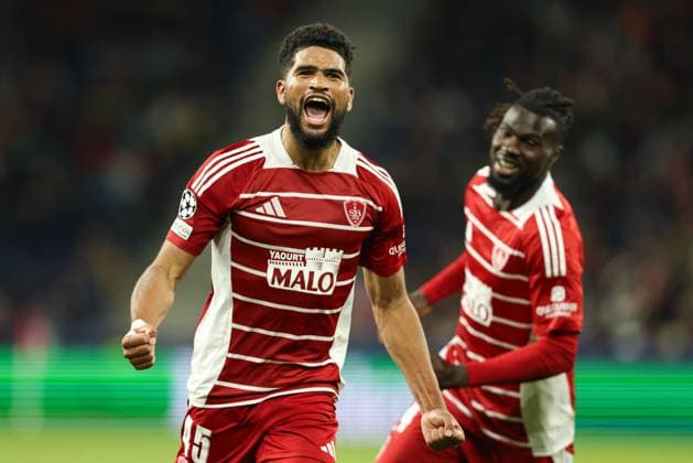 Sport Bilder des Tages SOCCER - UEFA CL, RBS vs Brest SALZBURG,AUSTRIA,01.OCT.24 - SOCCER - UEFA Champions League, Red Bull Salzburg vs Stade Brestois 29. Image shows the rejoicing of Mahdi Camara (Brest).  GEPAxpictures xMathiasxMandl