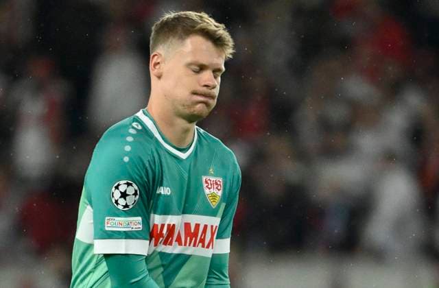 goalkeeper Alexander Nuebel disappointed at the end of the match VfB Stuttgart 33 Champions League VfB Stuttgart vs AC Sparta Prague 01 10 2024 DFL REGULATIONS PROHIBIT ANY USE OF PHOTOGRAPHS AS IMAGE SEQUENCES AND OR QUASI VIDEO VfB Stuttgart vs AC Sparta Prague