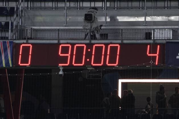 SOCCER - UEFA CL, RBS vs Brest SALZBURG,AUSTRIA,01.OCT.24 - SOCCER - UEFA Champions League, Red Bull Salzburg vs Stade Brestois 29. Image shows the standing after fulltime.  GEPAxpictures xDavidxGeieregger