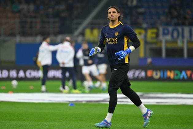 CALCIO - UEFA Champions League - Inter vs FK Crvena Zvezda Yann Sommer of F.C. Inter during the UEFA Champions League 2024 25 League Phase MD2 match between F.C. Inter and F.K. Crvena Zvezda at San Siro Stadium on October 1, 2024 in Milan, Italy. Milan Italy  Copyright: xIPAxSport ABACAx