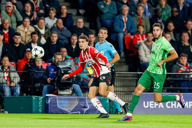 EINDHOVEN, 12-05-2019, Philips stadium. Dutch football, Champions League, season 2024-2025. Player PSV Guus Til vs Player Sporting CP Goncalo Inacio PSV - Sporting CP  x26368853x Copyright:
