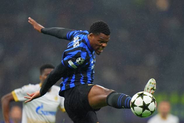 Inter Milan& x2019;s Denzel Dumfries during the Uefa Champions League soccer match between Inter and Fc Crvena at the San Siro Stadium in Milan, north Italy -Tuesday , October 1th , 2024. - Soccer .  Copyright: xSpada LaPressex