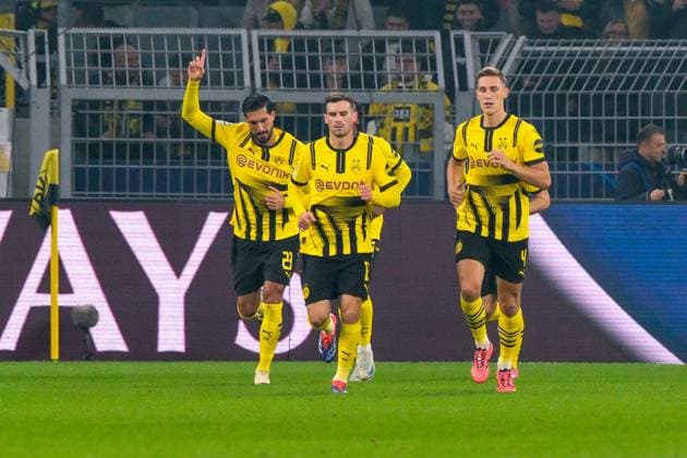 Emre Can Borussia Dortmund, 23 and team celebrate the goal for 1 0, GER, Borussia Dortmund vs Celtic Glasgow, Football, Champions League, Matchday 2, Season 2024 2025, 01 10 2024 GER, Borussia Dortmund vs Celtic Glasgow, Football, Champions League, Matchday 2, Season 2024 2025, 01 10 2024 Dortmund Copyright: xEibner-Pressefoto FlorianxWieganx EP_FWD