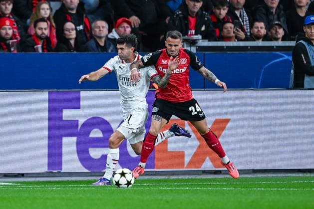 01 10 2024, Football, Champions League, Matchday 2, Season 2024 2025, Bayer 04 Leverkusen AC Milan, Christian Pulisic AC Milan , Aleix Garcia Bayer Leverkusen xRHR PHOTO TKx Copyright: RHR-FOTOx RHR-FOTO TK