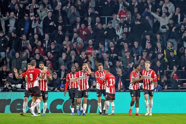 EINDHOVEN, 01-10-2024, Philips Stadium, UEFA Champions League season 2024 25, match between PSV and Sporting CP, Player PSV Jerdy Schouten celebrates after scoring 1-0 PSV - Sporting CP  x26368892x Copyright: