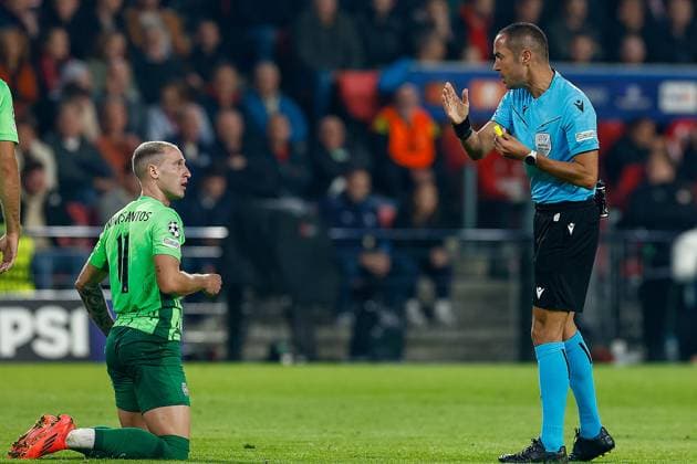 EINDHOVEN, 12-05-2019, Philips stadium. Dutch football, Champions League, season 2024-2025. Referee Marco Gulda and Player Sporting CP Nuno Santos PSV - Sporting CP  x26369261x Copyright: