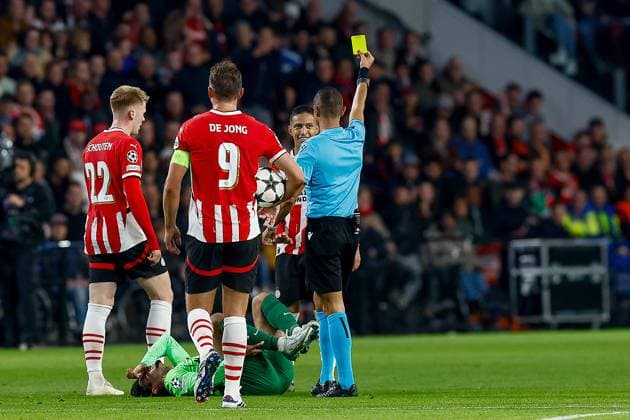 EINDHOVEN, 12-05-2019, Philips stadium. Dutch football, Champions League, season 2024-2025. Player PSV Mauro Junior gets yellow card PSV - Sporting CP  x26369274x Copyright: