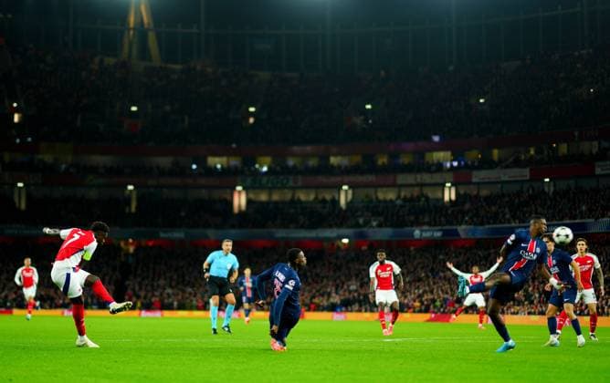 Bukayo Saka of Arsenal has a shot Arsenal v Paris Saint-Germain, UEFA Champions League, Group Stage, Football, Emirates Stadium, London, UK, 01 Oct 2024 EDITORIAL USE ONLY No use with unauthorised audio, video, data, fixture lists, club league logos or live services. Online in-match use limited to 120 images, no video emulation. No use in betting, games or single club league player publications. Copyright: xJavierxGarcia Shutterstockx 14750159aa