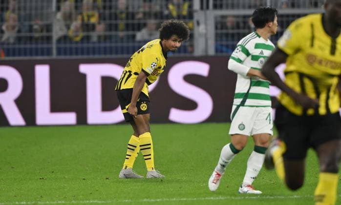 Injury Karim Adeyemi Borussia Dortmund 01 10 2024, Football UEFA Champions League 2024 25, 2 Matchday Borussia Dortmund Celtic Glasgow Dortmund Signal Iduna Park North Rhine-Westphalia Germany Team2