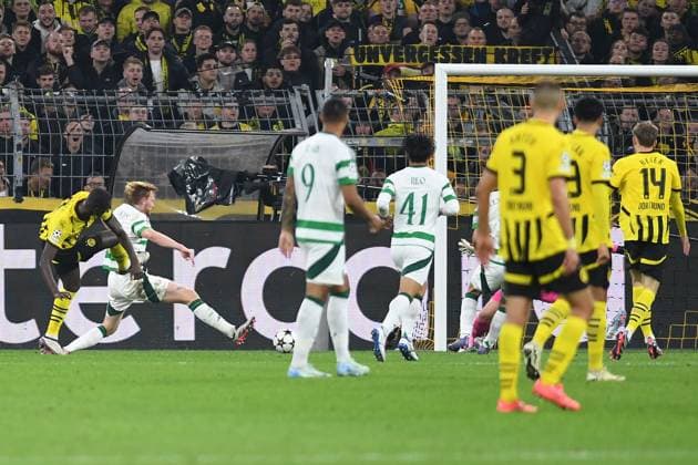 Serhou Guirassy Borussia Dortmund scores his team™s sixth goal during the UEFA Champions League 2024 25 League Phase MD2 match between Borussia Dortmund and Celtic Glasgow, SIGNAL IDUNA PARK on October 01, 2024 in Dortmund, Germany, Germany Photo by Ralf Treese DeFodi Images Serhou Guirassy Borussia Dortmund scores his team™s sixth goal during the UEFA Champions League 2024 25 League Phase MD2 match between Borussia Dortmund and Celtic FC at Signal Iduna Park on October 1, 2024 in Dortmund, Germany Defodi 521 BVBCEL20241001 055 Defodi-521
