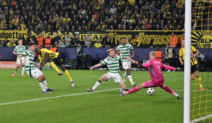 Serhou Guirassy Borussia Dortmund , 2 v li , scores the goal for 6 1 01 10 2024, Football UEFA Champions League 2024 25, Matchday 2 Borussia Dortmund Celtic Glasgow Dortmund Signal Iduna Park Nordrhein Westfalen Germany Team2
