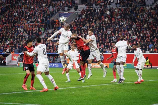 UEFA Champions League, Bayer 04 Leverkusen AC Milan 01 10 2024 Alvaro Morata AC Milan, 7 clears with his head in the penalty area UEFA Champions League, Bayer 04 Leverkusen AC Milan, Matchday 2 on 01 10 2024 at BayArena in Leverkusen Copyright: xBEAUTIFULxSPORTS AxelxKohringx
