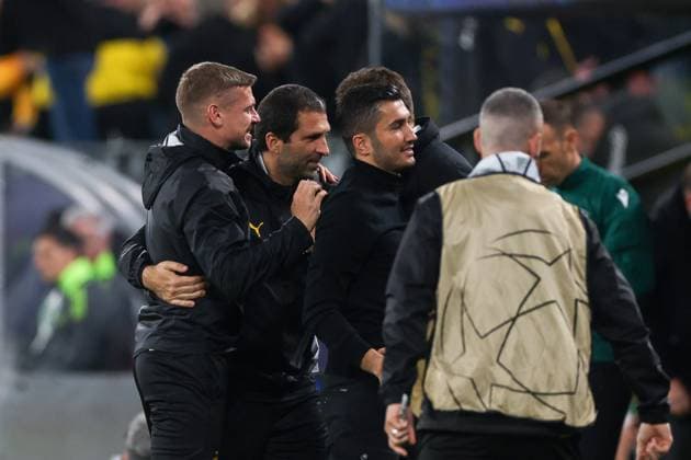 01 10 2024, Football, Season 2024 2025, UEFA Champions League, Matchday 2, Borussia Dortmund Celtic Glasgow, Coach Nuri Sahin Borussia Dortmund celebrates with his team the 7 1, Dortmund Signal Iduna Park NRW Germany xRHR PHOTO DEx Copyright: DennisxEwert RHR-FOTOx RHR-FOTO DE