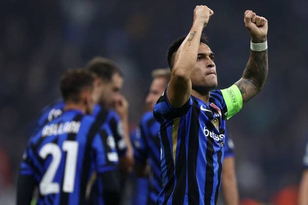 Lautaro Martinez (Fc Internazionale) celebrates after scoring his team s third goal, UEFA Champions League 2024 25 League Phase MD2, FC Internazionale Milano v FK Crvena Zvezda, Stadio Giuseppe Meazza (San Siro), October 1, 2024, Milan, Italy.