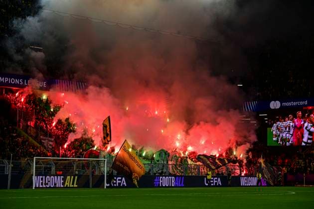 Pyro Pyrotechnics Fans Glasgow, Borussia Dortmund vs Celtic Glasgow, Football, Champions League, Matchday 2, 01 10 2024 Dortmund North Rhine-Westphalia Germany Copyright: xkolbert-press MarcxNiemeyerx