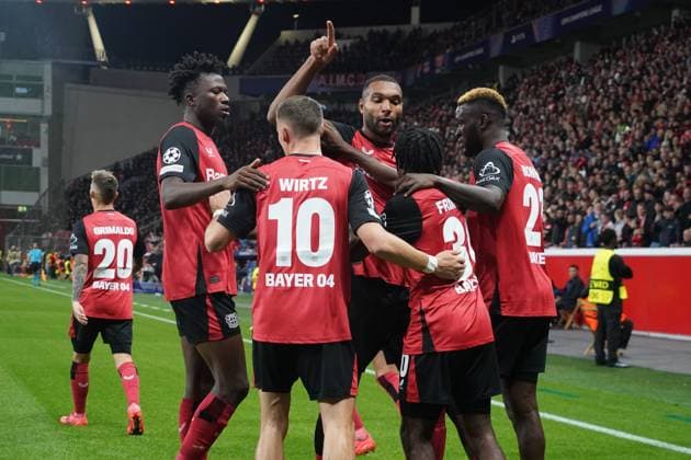 Football, UEFA Champions League 2024 2025, Bayer 04 Leverkusen AC Milan 01 10 2024 Bayarena Leverkusen, , Bayer 04 Leverkusen, cheer