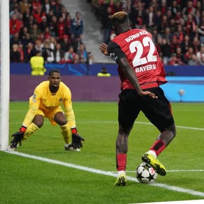 Football, UEFA Champions League 2024 2025, Bayer 04 Leverkusen AC Milan 01 10 2024 Bayarena Leverkusen, Mike Maignan, Victor Boniface , Bayer 04 Leverkusen,