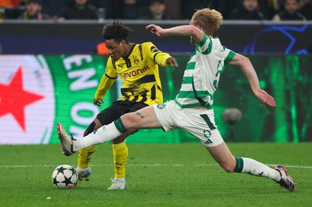 UEFA Champions League Borussia Dortmund Celtic Glasgow on 01 10 2024 at Signal Iduna Park in Dortmund Julien Duranville Dortmund 16 vs Liam Scales Celtic 5 MH