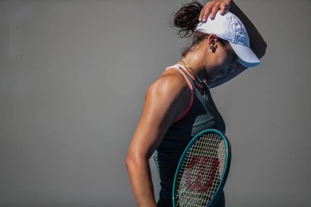 (241002) -- BEIJING, Oct. 2, 2024 -- Madison Keys of the United States reacts during the Women s Singles Round of 16 match between Aryna Sabalenka of Belarus and Madison Keys of the United States at the 2024 China Open tennis tournament in Beijing, capital of China, Oct. 2, 2024. (Photo by Xinhua) (SP)CHINA-BEIJING-TENNIS-CHINA OPEN-WOMEN S SINGLES (CN) ChangxNengjia 