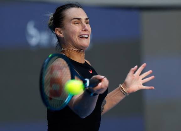 (241002) -- BEIJING, Oct. 2, 2024 -- Aryna Sabalenka of Belarus returns the ball during the Women s Singles Round of 16 match between Aryna Sabalenka of Belarus and Madison Keys of the United States at the 2024 China Open tennis tournament in Beijing, capital of China, Oct. 2, 2024. ) (SP)CHINA-BEIJING-TENNIS-CHINA OPEN-WOMEN S SINGLES (CN) WangxLili 