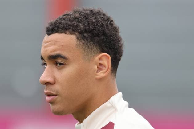 42 Jamal Musiala, Portraet, Portrait, Football Final training FC Bayern Munich before UEFA Champions League match against Aston Villa 01 09 2024 Training ground, Säbenerstr PHOTO Mladen Lackovic LakoPress