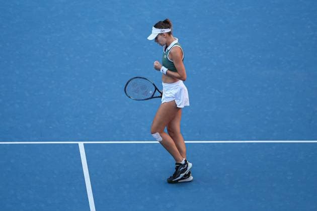 (241002) -- BEIJING, Oct. 2, 2024 -- Magda Linette celebrates during the women s singles round of 16 match between Magda Linette of Poland and Mirra Andreeva of Russia at 2024 China Open tennis tournament in Beijing, capital of China, Oct. 2, 2024. (Photo by Xinhua) (SP)CHINA-BEJING-TENNIS-CHINA OPEN-WOMEN S SINGLES (CN) ChangxNengjia 