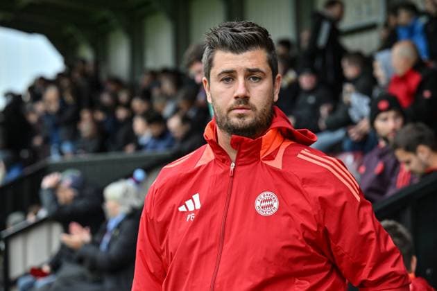 Football, FC Bayern Munich U19 coach Peter Gaydarov will leave the club - Stock photos