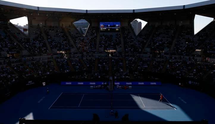 (241002) -- BEIJING, Oct. 2, 2024 -- Mirra Andreeva (R) hits a return during the women s singles round of 16 match between Magda Linette of Poland and Mirra Andreeva of Russia at the 2024 China Open tennis tournament at Lotus Court in Beijing, capital of China, Oct. 2, 2024. ) (SP)CHINA-BEIJING-TENNIS-CHINA OPEN-WOMEN S SINGLES (CN) WangxLili 