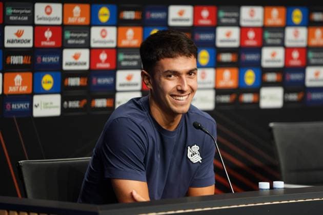 Real Sociedad s coach Imanol Alguacil pictured during a press conference, PK, Pressekonferenz of Spanish team Real Sociedad in San Sebastian, Spain, Wednesday 02 October 2024, before tomorrow s game against Belgian Team RSC Anderlecht, in the second day of the UEFA Europa League tournament. JOMAxGARCIAxIxGISBERT  x101812829x