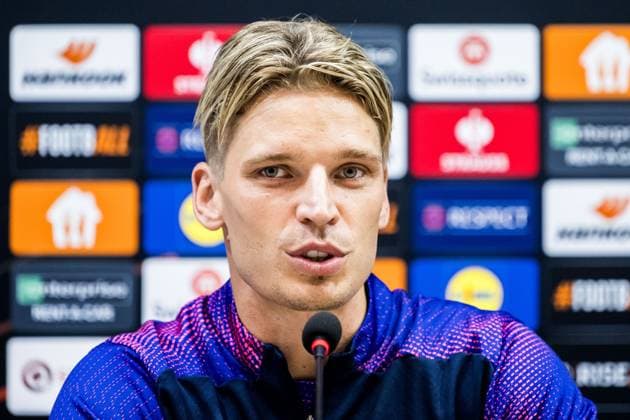 241002 Jens Stryger Larsen of Malmö FF during a press conference with Malmö FF on October 2, 2024 in Baku Photo Petter Arvidson BILDBYRAN kod PA PA0890 fotboll football soccer fotball uefa europa league presskonferens press conference malmö ff bbeng  Copyright: PETTERxARVIDSON BB241002PA026