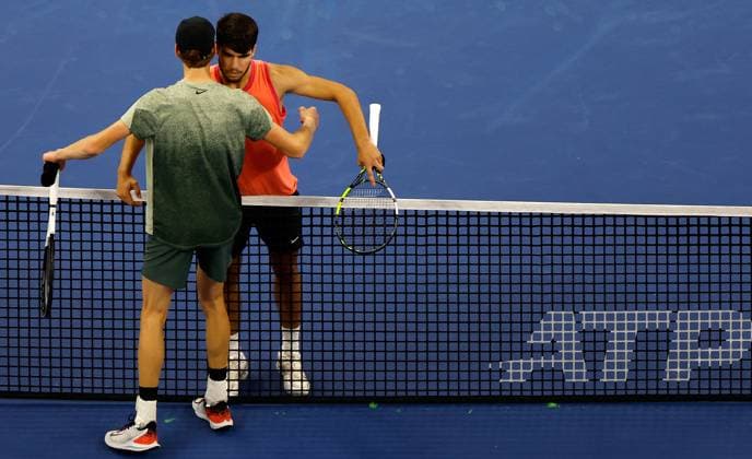 (241002) -- BEIJING, Oct. 2, 2024 -- Carlos Alcaraz (R) of Spain greets Jannik Sinner of Italy after their Men s Singles Final at the 2024 China Open tennis tournament in Beijing, capital of China, Oct. 2, 2024. ) (SP)CHINA-BEIJING-TENNIS-CHINA OPEN-MEN S SINGLES-FINAL (CN) WangxLili 