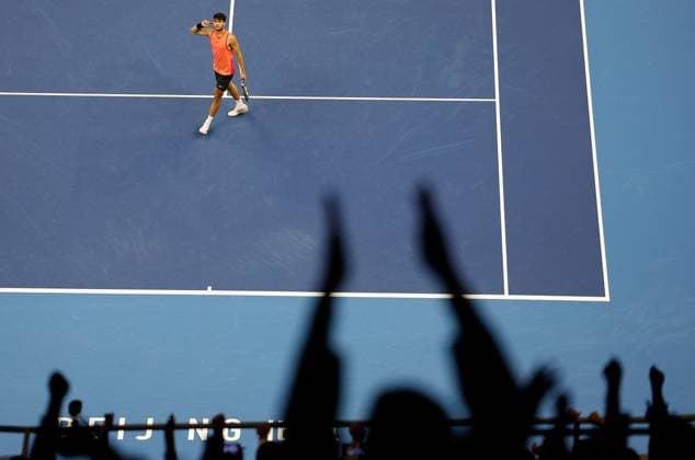 (241002) -- BEIJING, Oct. 2, 2024 -- Carlos Alcaraz of Spain reacts during the Men s Singles Final between Jannik Sinner of Italy and Carlos Alcaraz of Spain at the 2024 China Open tennis tournament in Beijing, capital of China, Oct. 2, 2024. ) (SP)CHINA-BEIJING-TENNIS-CHINA OPEN-MEN S SINGLES-FINAL (CN) WangxLili 