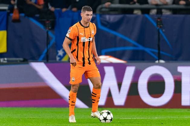 2024-10-02 FC Shakhtar Donetsk v Atalanta BC - UEFA Champions League 2024 25 League Phase MD2 GELSENKIRCHEN, GERMANY - OCTOBER 2: Valeriy Bondar of FC Shakhtar Donetsk in action during the UEFA Champions League 2024 25 League Phase MD2 match between FC Shakhtar Donetsk and Atalanta BC at Arena AufSchalke on October 2, 2024 in Gelsenkirchen, Germany. (Photo by Joris Verwijst BSR Agency) Gelsenkirchen Germany Content not available for redistribution in The Netherlands directly or indirectly through any third parties. Copyright: xBSRxAgencyx