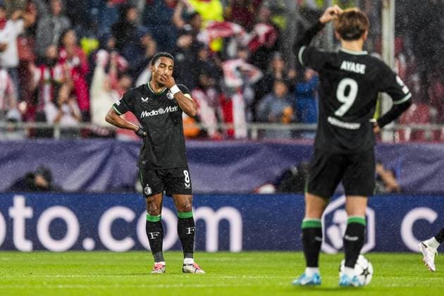 UEFA Champions League: Girona FC v Feyenoord Girona - Quinten Timber of Feyenoord, Ayase Ueda of Feyenoord during the second round of new format of the UEFA Champions League 2024 2025. The match is set between Girona FC and Feyenoord at Estadi Montilivi on 2 October 2024 in Girona, Spain. Copyright: xTomxBodex