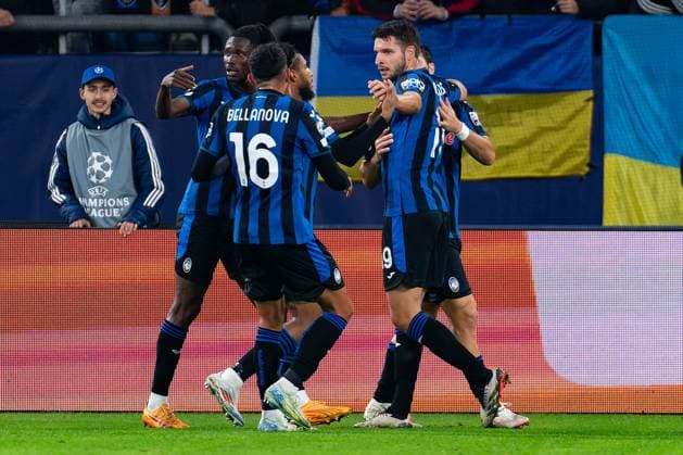 2024-10-02 FC Shakhtar Donetsk v Atalanta BC - UEFA Champions League 2024 25 League Phase MD2 GELSENKIRCHEN, GERMANY - OCTOBER 2: Berat Djimsiti of Atalanta BC celebrates after scoring the team s first goal during the UEFA Champions League 2024 25 League Phase MD2 match between FC Shakhtar Donetsk and Atalanta BC at Arena AufSchalke on October 2, 2024 in Gelsenkirchen, Germany. (Photo by Joris Verwijst BSR Agency) Gelsenkirchen Germany Content not available for redistribution in The Netherlands directly or indirectly through any third parties. Copyright: xBSRxAgencyx